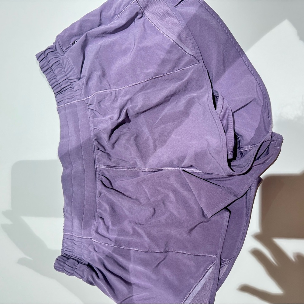 LuluLemon Hotty Hot Shorts 2.5” Lined